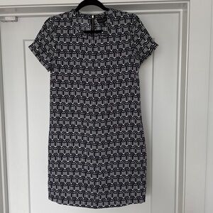 Adrienne Vittadini Navy and White Patterned Dress, Size 4